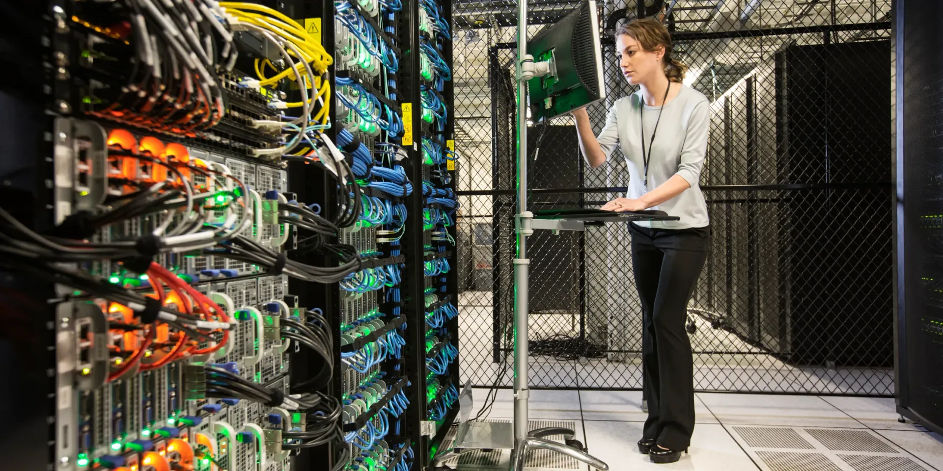 Cómo Elegir el Mejor Conmutador Virtual para tu Infraestructura de TI