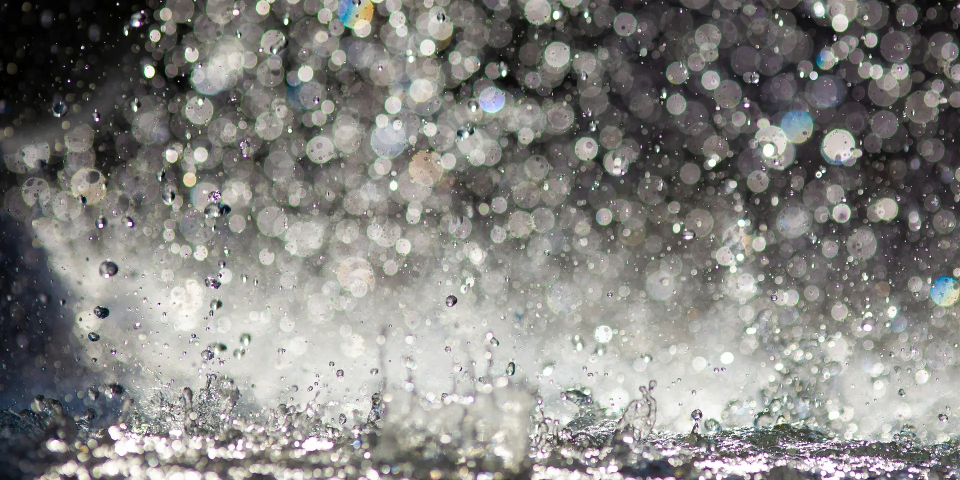 Medidas de Operadores Móviles ante Lluvias Intensas en México: Servicios de Comunicación Sin Costo