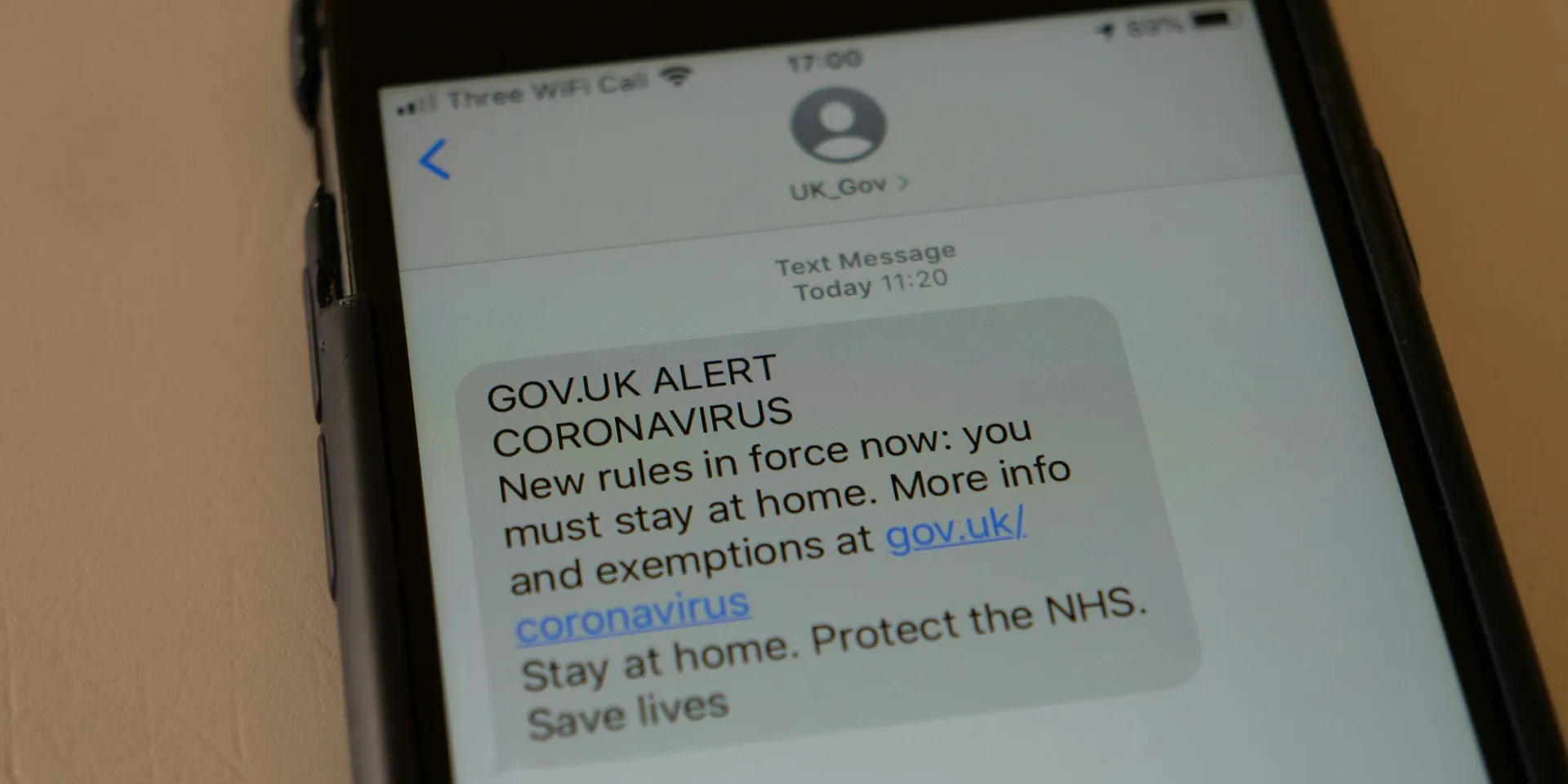 SpyLoan: La Amenaza que Bloquea tu Móvil y roba tu Información en América Latina