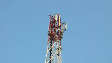 Inteligencia Artificial y Regulación en Telecomunicaciones: Un Desafío Ineludible