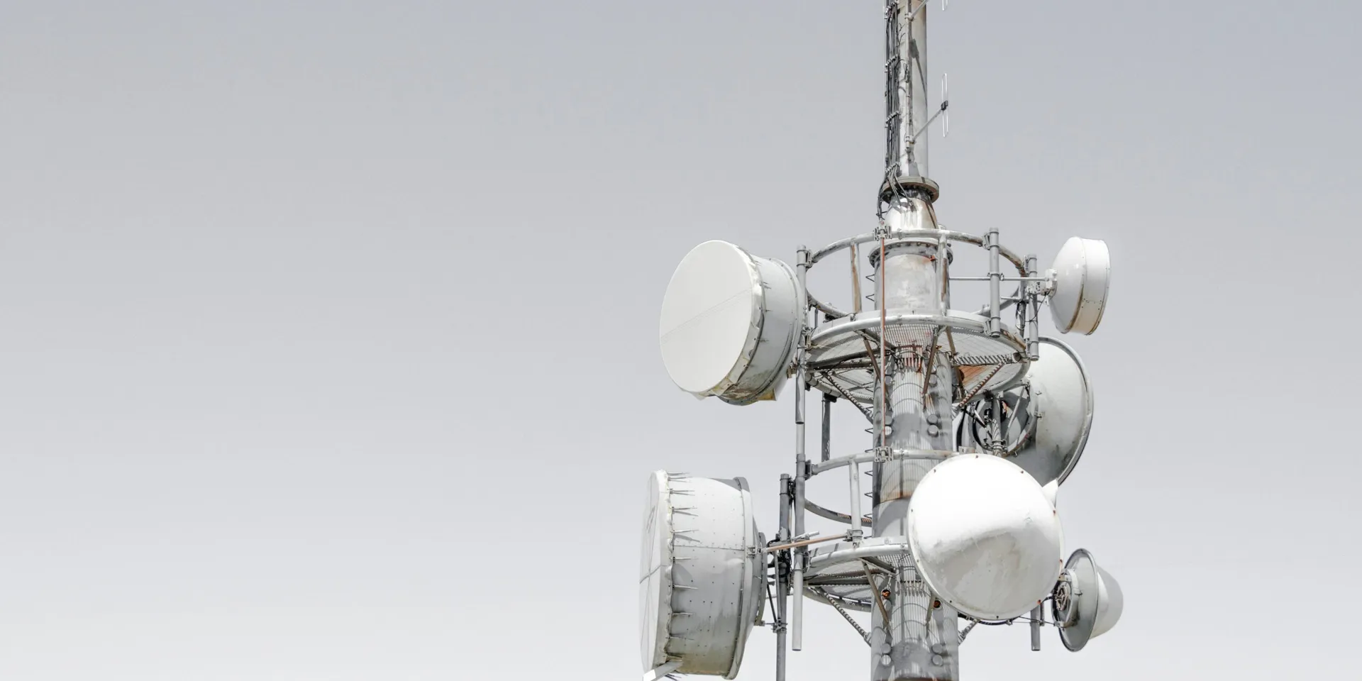 La Nueva Era en Telecomunicaciones en México: El Rol Fundamental de la CRT